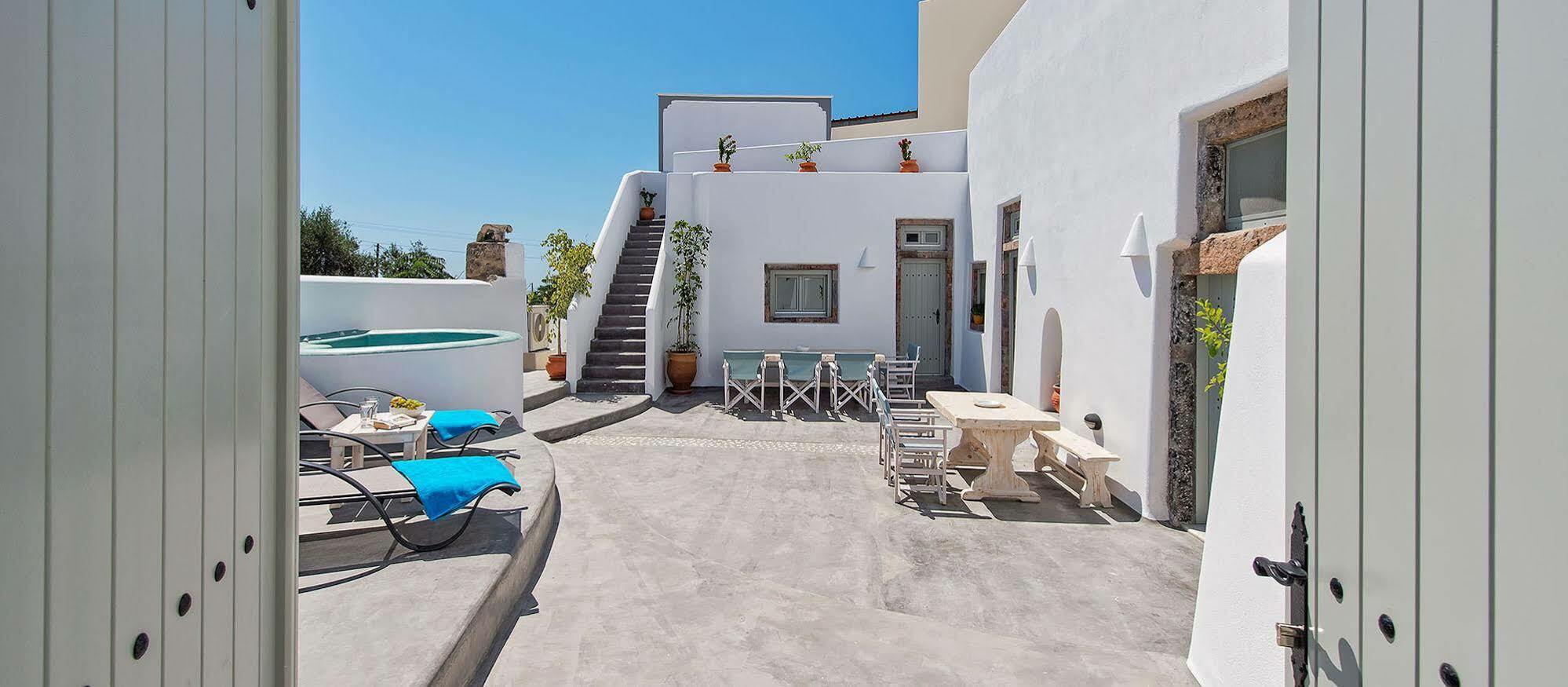 Nereids Villa Santorini Megalochori  Ngoại thất bức ảnh